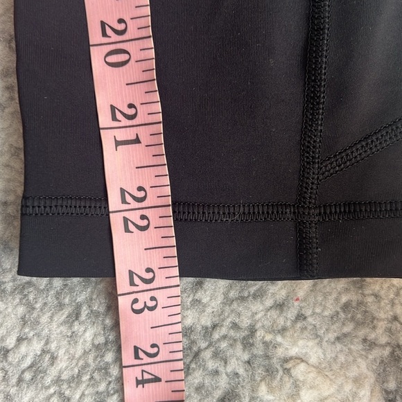 Lululemon Fast and Free Crops - Picture 14 of 14